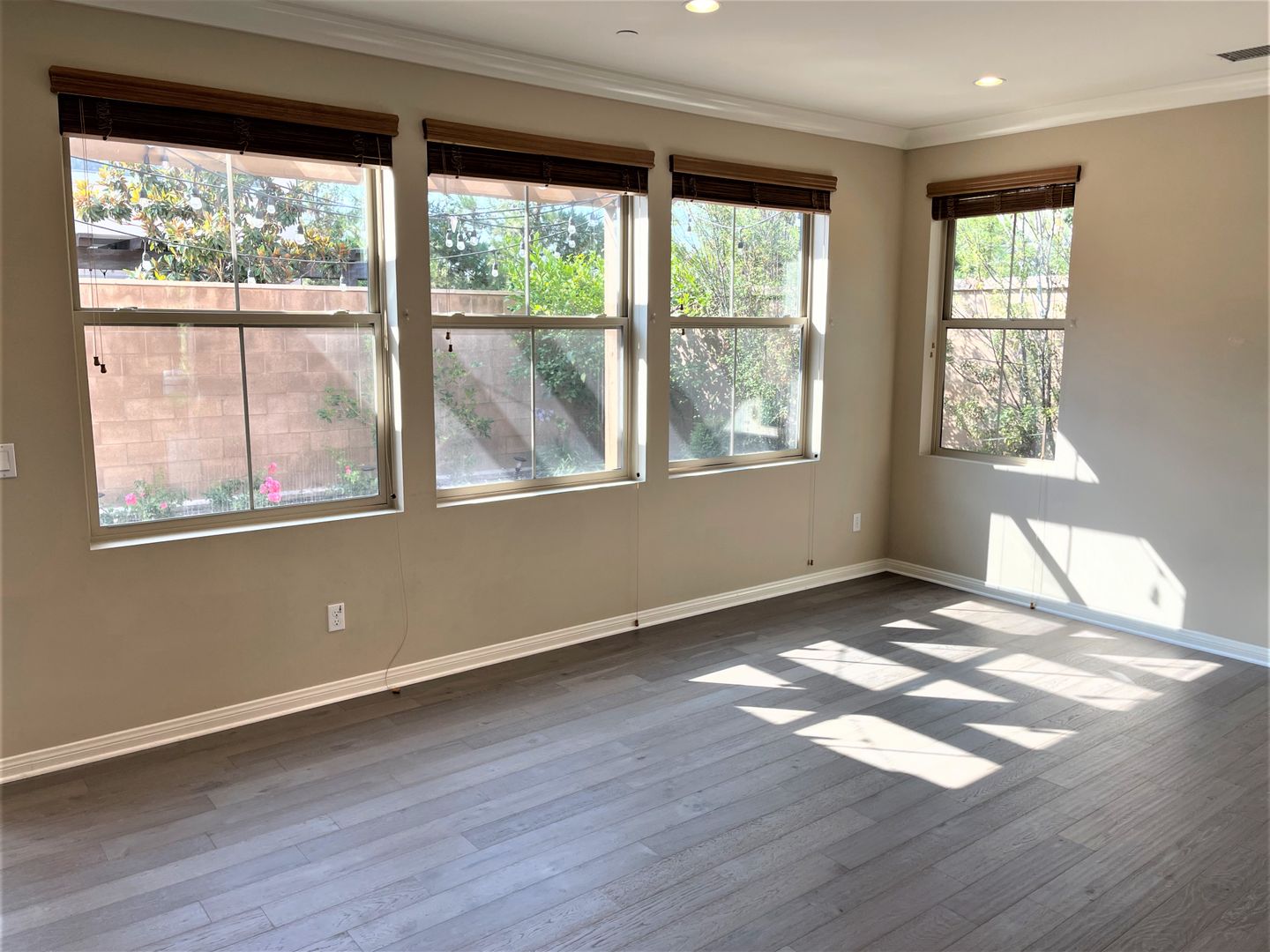 90 Rembrandt - Irvine - California - 3 bed, 2.5 bath rental property