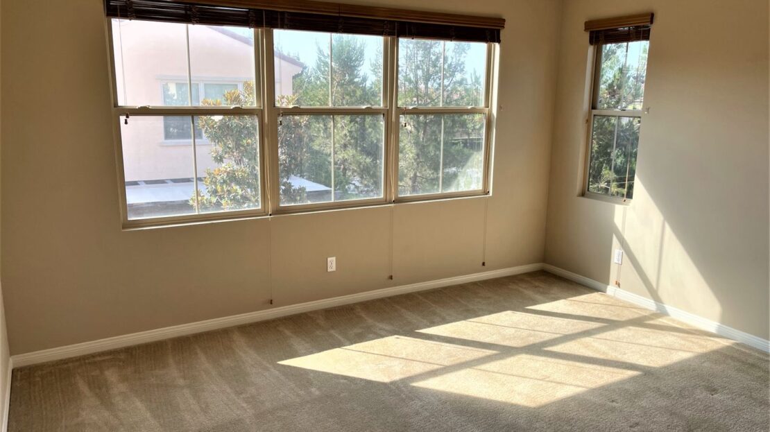 90 Rembrandt - Irvine - California - 3 bed, 2.5 bath rental property