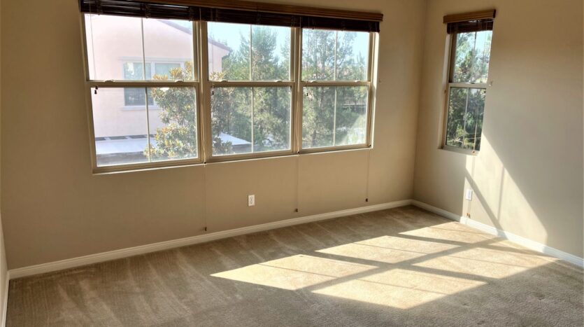 90 Rembrandt - Irvine - California - 3 bed, 2.5 bath rental property