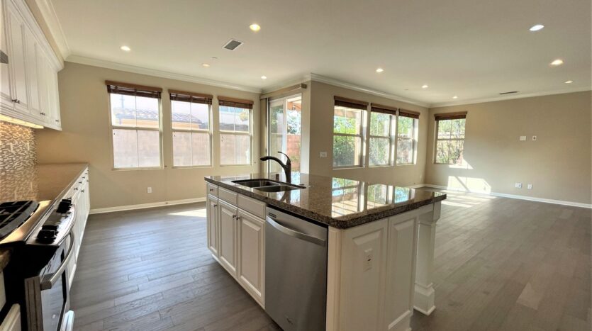 90 Rembrandt - Irvine - California - 3 bed, 2.5 bath rental property