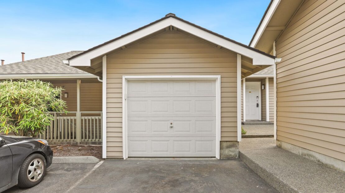 901 E Marine View Dr Unit #202 - Everett - Washington - 2 bed, 2 bath rental property