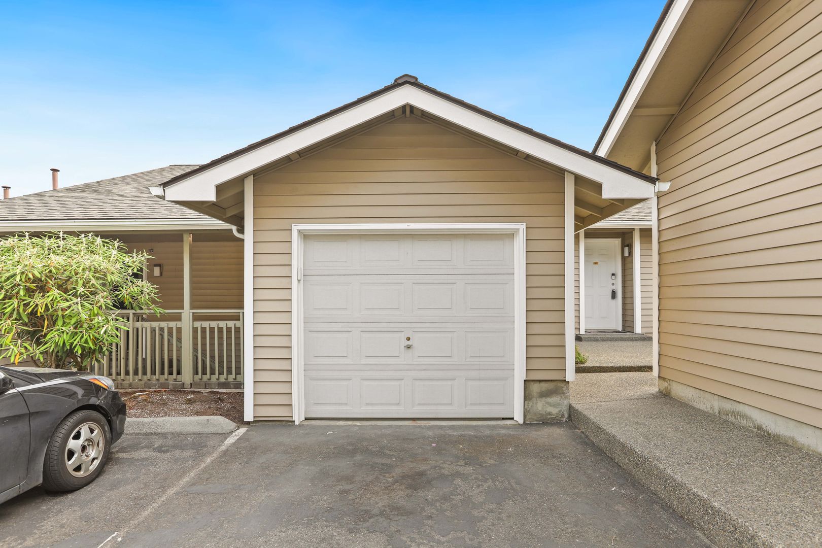 901 E Marine View Dr Unit #202 - Everett - Washington - 2 bed, 2 bath rental property