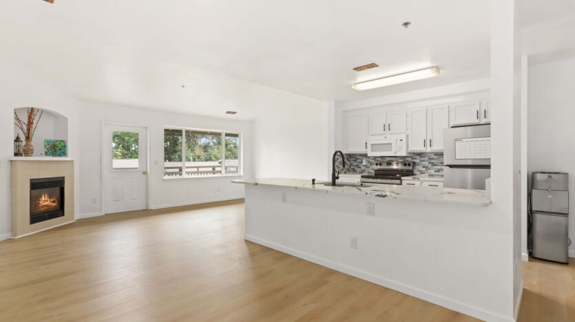 901 E Marine View Dr Unit #202 - Everett - Washington - 2 bed, 2 bath rental property