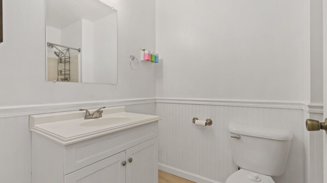 901 E Marine View Dr Unit #202 - Everett - Washington - 2 bed, 2 bath rental property