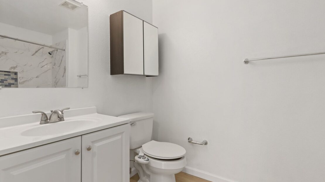 901 E Marine View Dr Unit #202 - Everett - Washington - 2 bed, 2 bath rental property