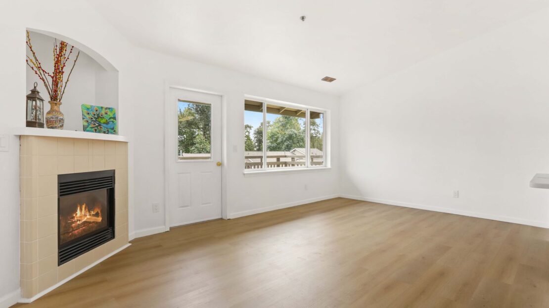 901 E Marine View Dr Unit #202 - Everett - Washington - 2 bed, 2 bath rental property