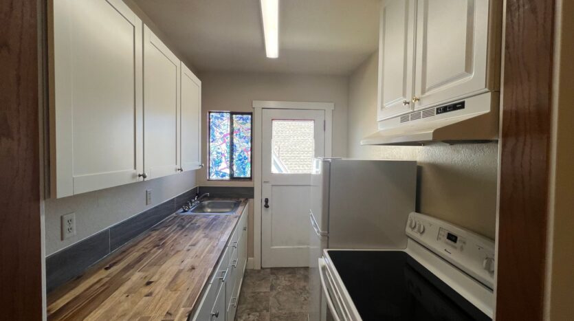 901 High Street - Bellingham - Washington - 1 bed, 1 bath rental property