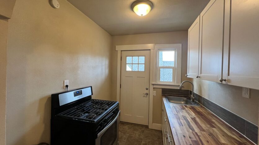 901 High Street - Bellingham - Washington - 1 bed, 1 bath rental property
