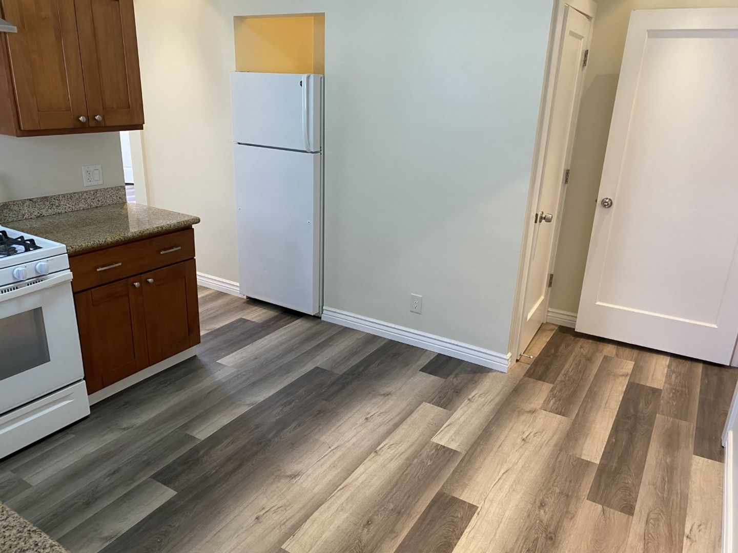 909 Virginia Street Unit B - Vallejo - California - 2 bed, 2 bath rental property
