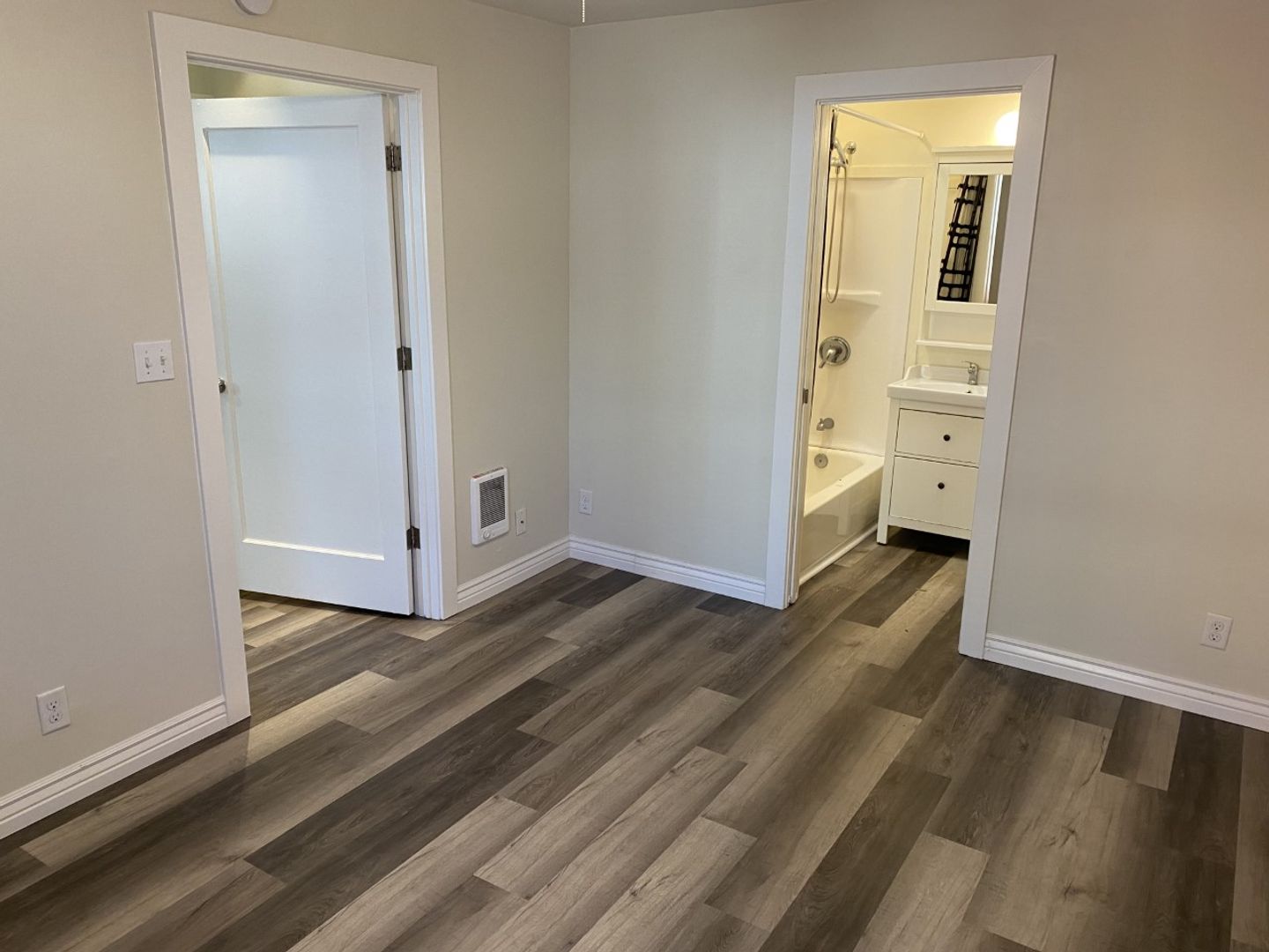 909 Virginia Street Unit B - Vallejo - California - 2 bed, 2 bath rental property