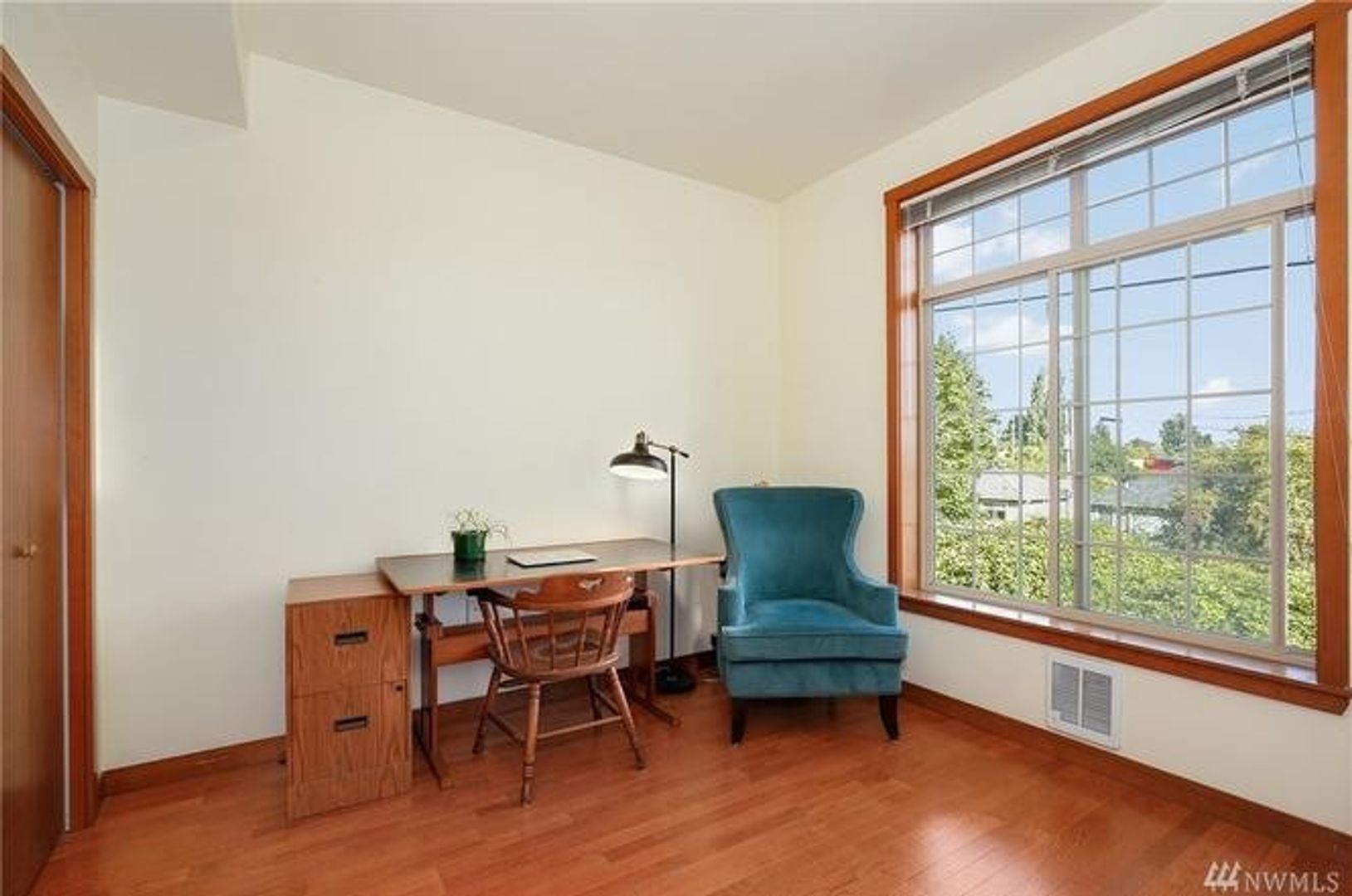 910 Gladstone #209 - Bellingham - Washington - 2 bed, 1 bath rental property