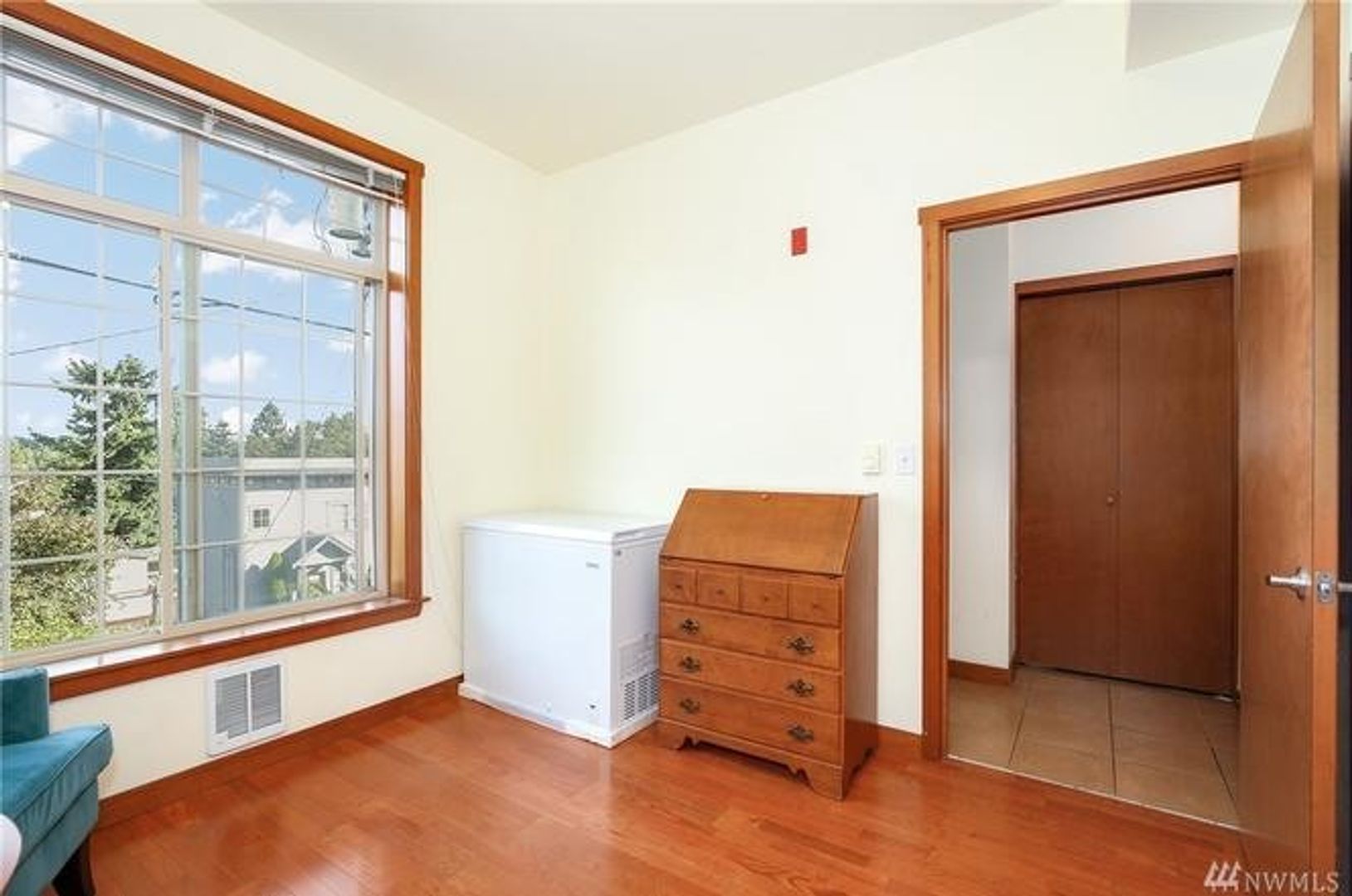 910 Gladstone #209 - Bellingham - Washington - 2 bed, 1 bath rental property