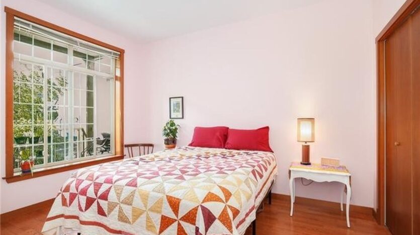 910 Gladstone #209 - Bellingham - Washington - 2 bed, 1 bath rental property