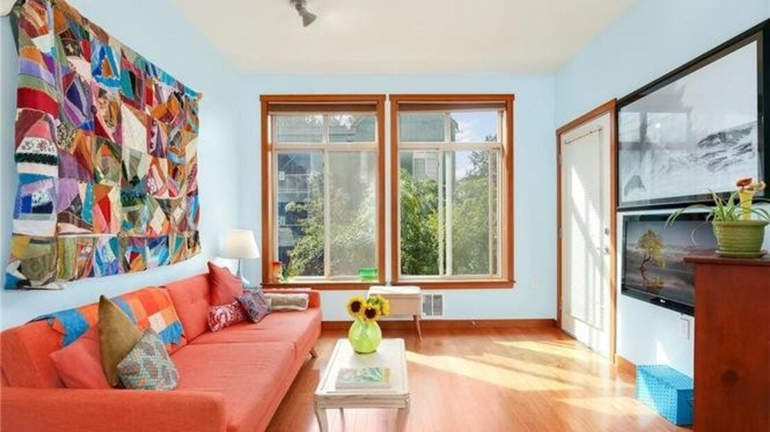 910 Gladstone #209 - Bellingham - Washington - 2 bed, 1 bath rental property