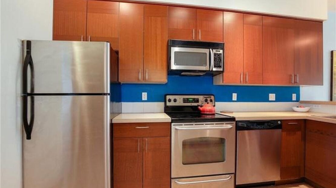 910 Gladstone #209 - Bellingham - Washington - 2 bed, 1 bath rental property