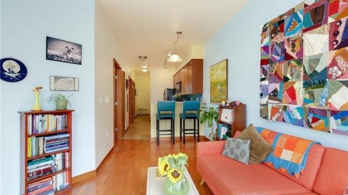 910 Gladstone #209 - Bellingham - Washington - 2 bed, 1 bath rental property