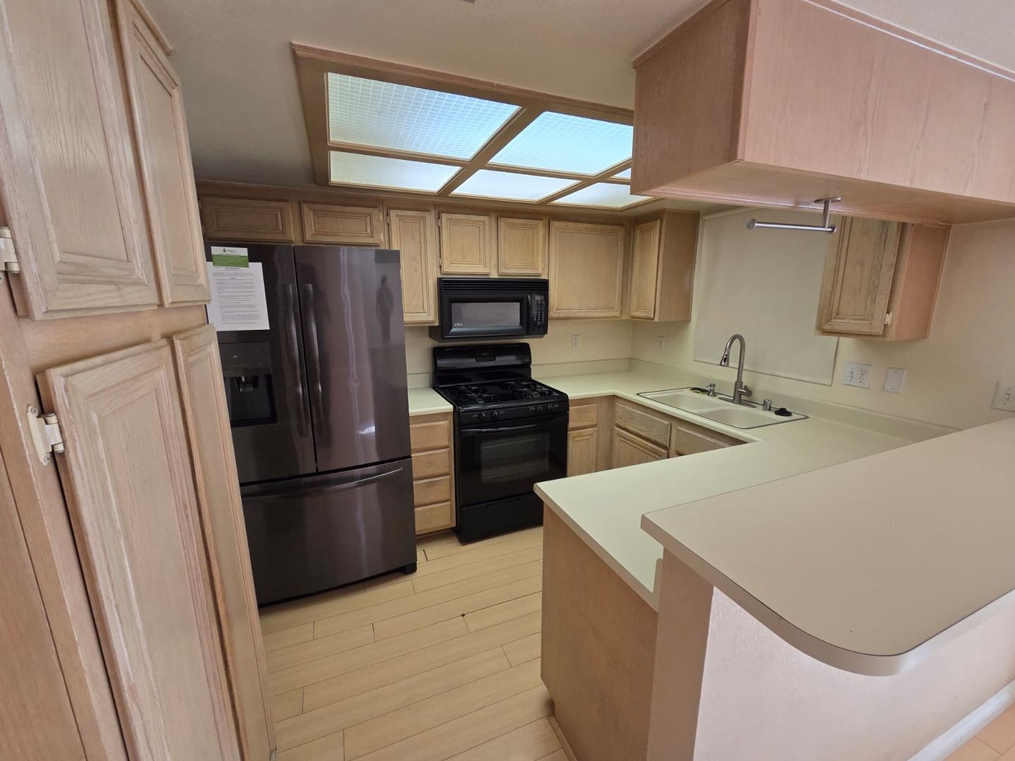 920 N. Sloan Lane Apt 102 - Las Vegas - Nevada - 2 bed, 2 bath rental property