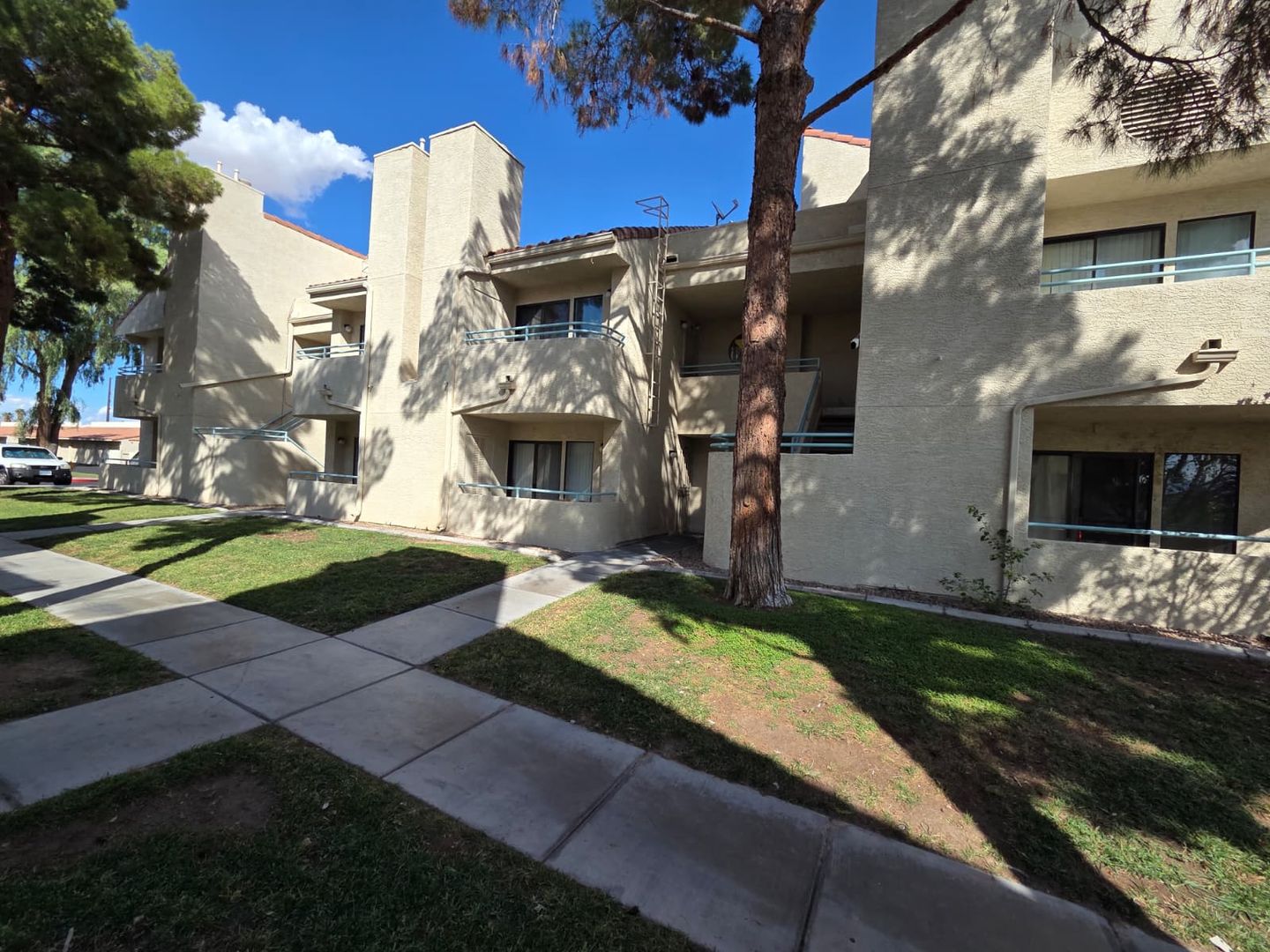 920 N. Sloan Lane Apt 102 - Las Vegas - Nevada - 2 bed, 2 bath rental property