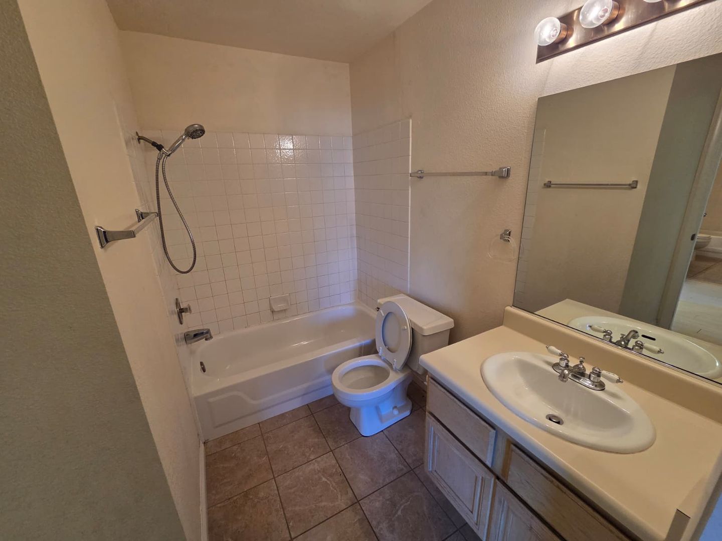 920 N. Sloan Lane Apt 102 - Las Vegas - Nevada - 2 bed, 2 bath rental property