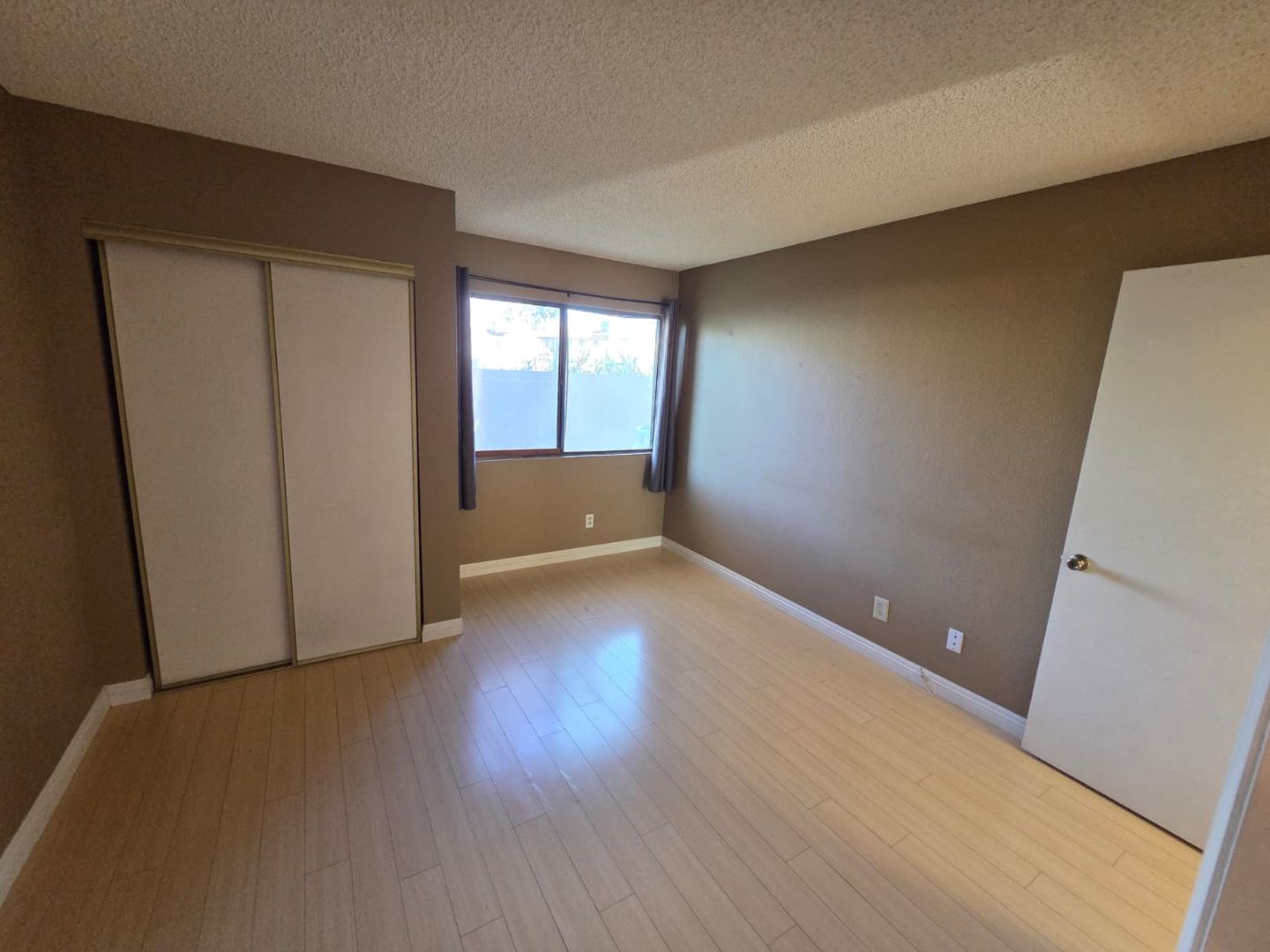920 N. Sloan Lane Apt 102 - Las Vegas - Nevada - 2 bed, 2 bath rental property