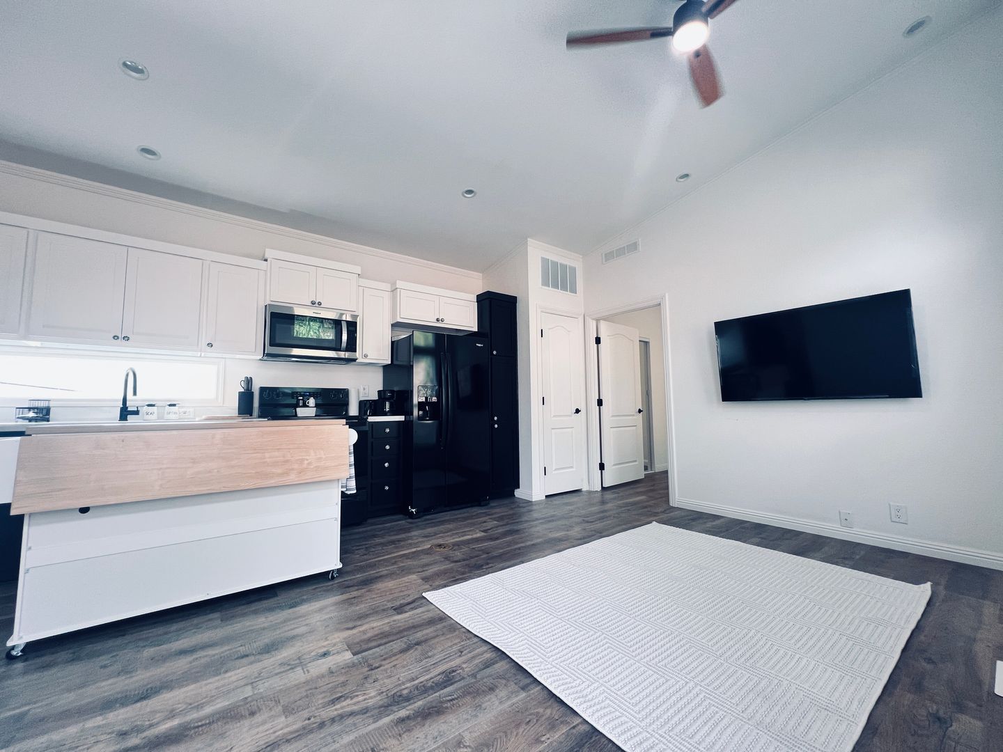 9274 Palomino Ridge Drive - Lakeside - California - 2 bed, 1 bath rental property