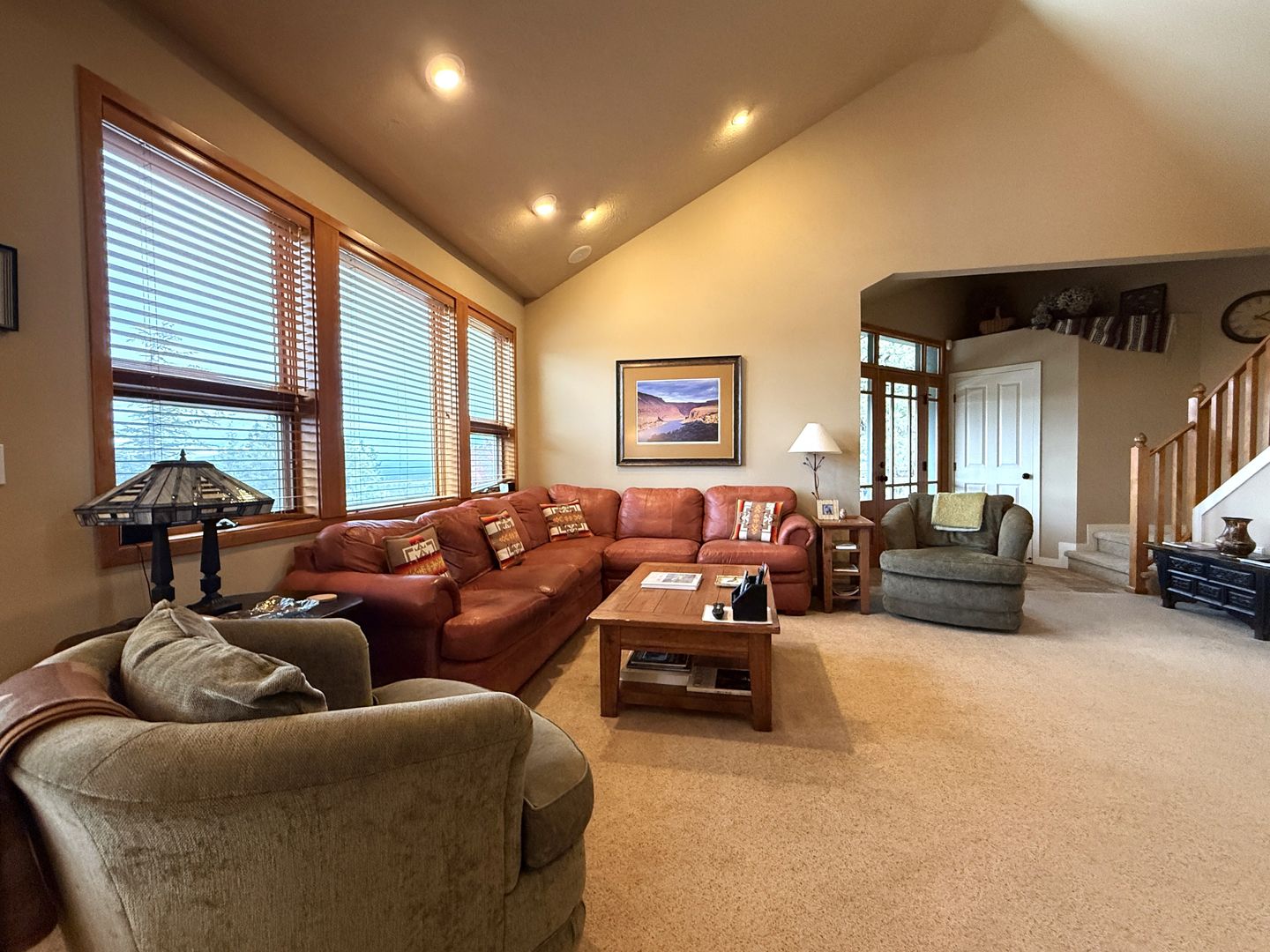 10464 Bitterbrush Ct  - Redmond - Oregon - 5 bed, 3.5 bath rental property