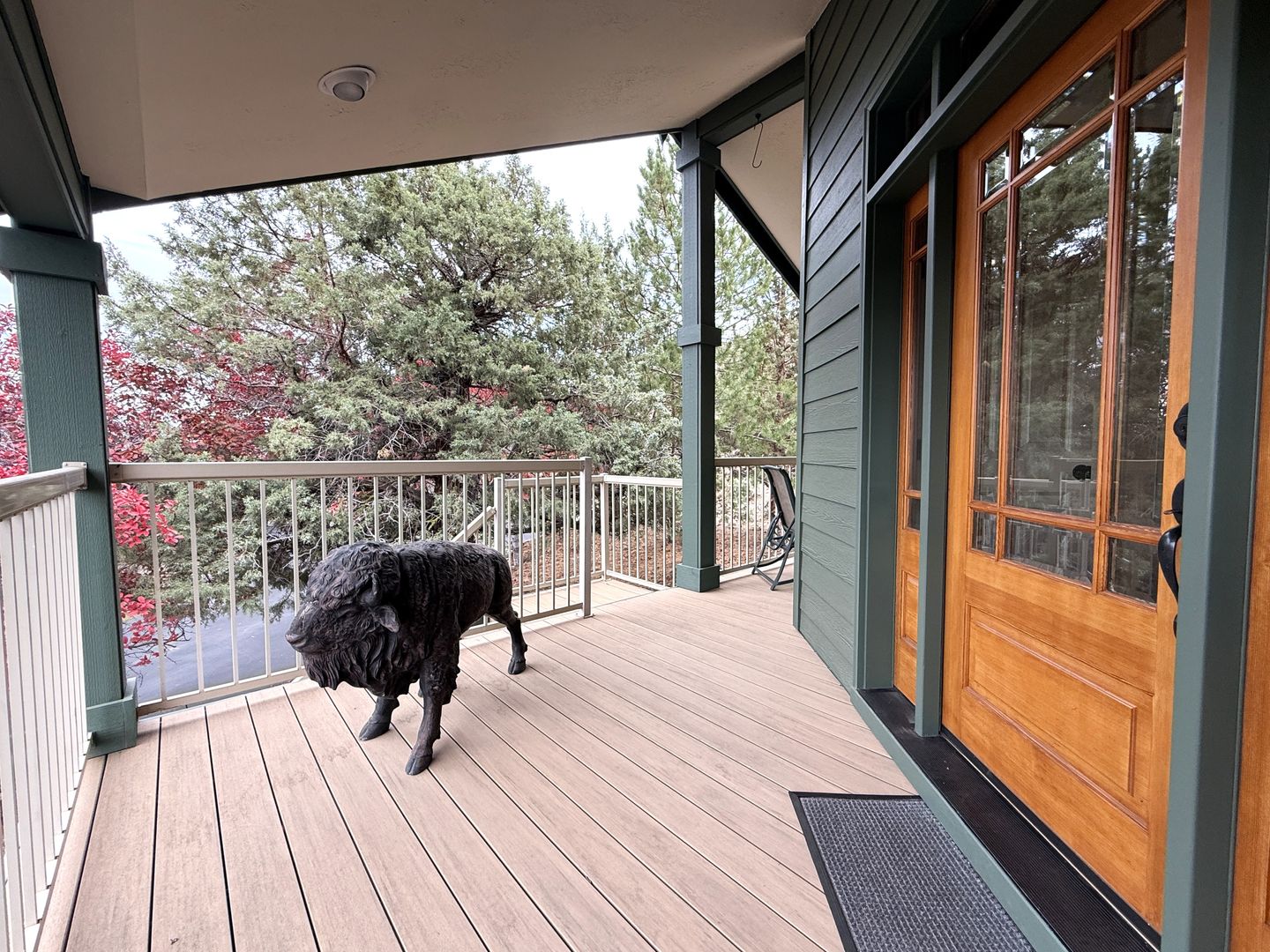 10464 Bitterbrush Ct  - Redmond - Oregon - 5 bed, 3.5 bath rental property