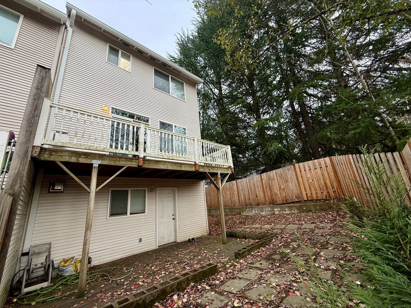 10545 SW Cougar Lane - Beaverton - Oregon - 3 bed, 3.5 bath rental property