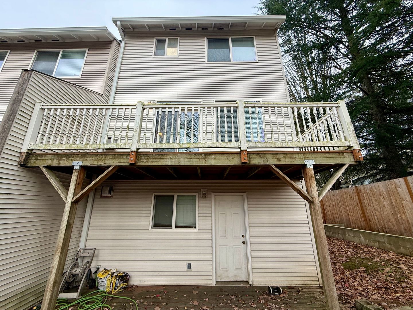 10545 SW Cougar Lane - Beaverton - Oregon - 3 bed, 3.5 bath rental property