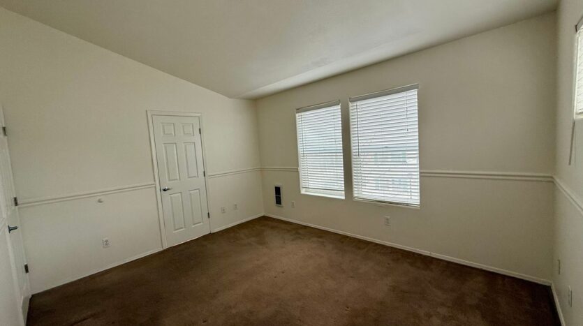 10545 SW Cougar Lane - Beaverton - Oregon - 3 bed, 3.5 bath rental property