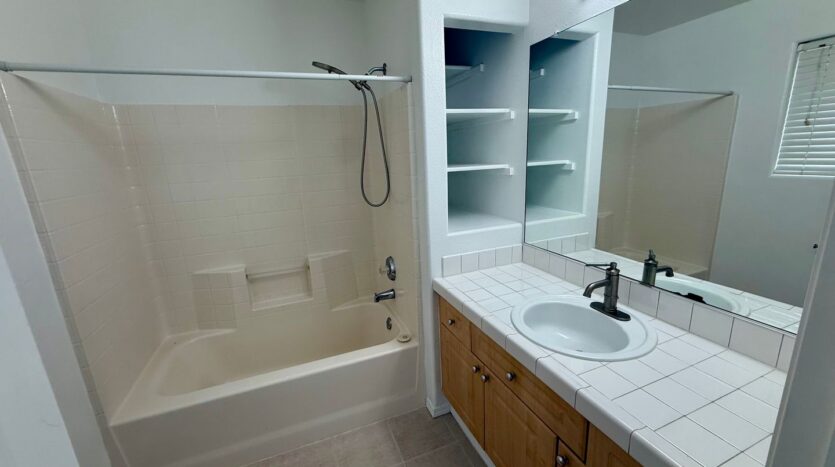 10545 SW Cougar Lane - Beaverton - Oregon - 3 bed, 3.5 bath rental property