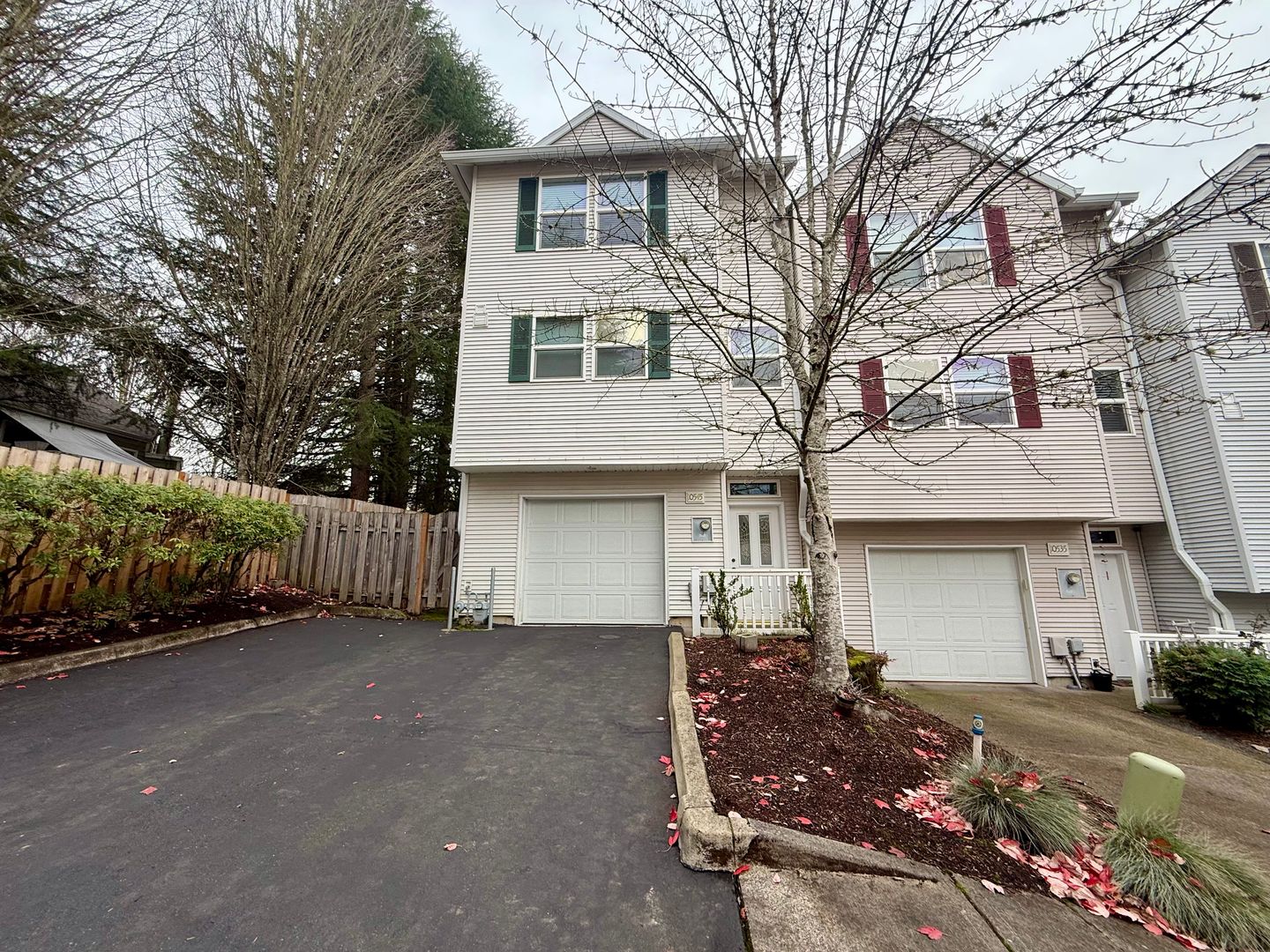 10545 SW Cougar Lane - Beaverton - Oregon - 3 bed, 3.5 bath rental property