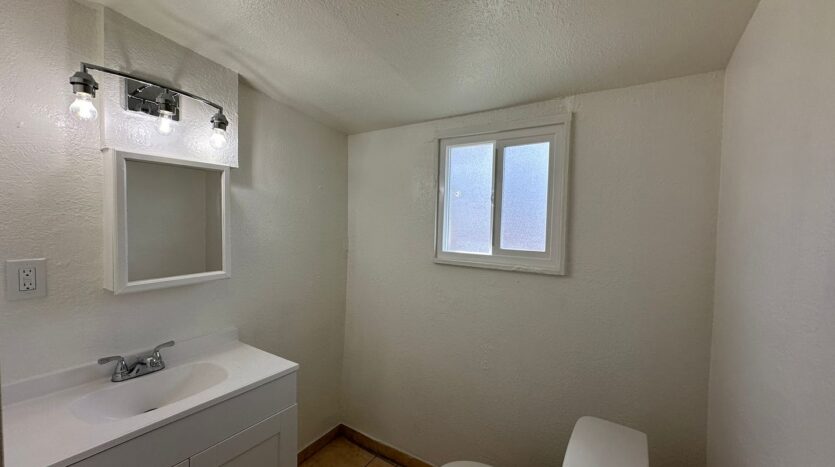 1088-1098 Acacia Ave - San Bernardino - California - 1 bed, 1 bath rental property