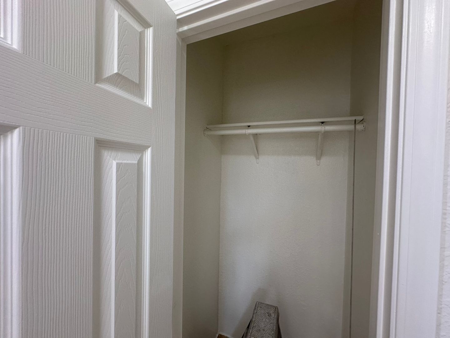 1088-1098 Acacia Ave - San Bernardino - California - 1 bed, 1 bath rental property