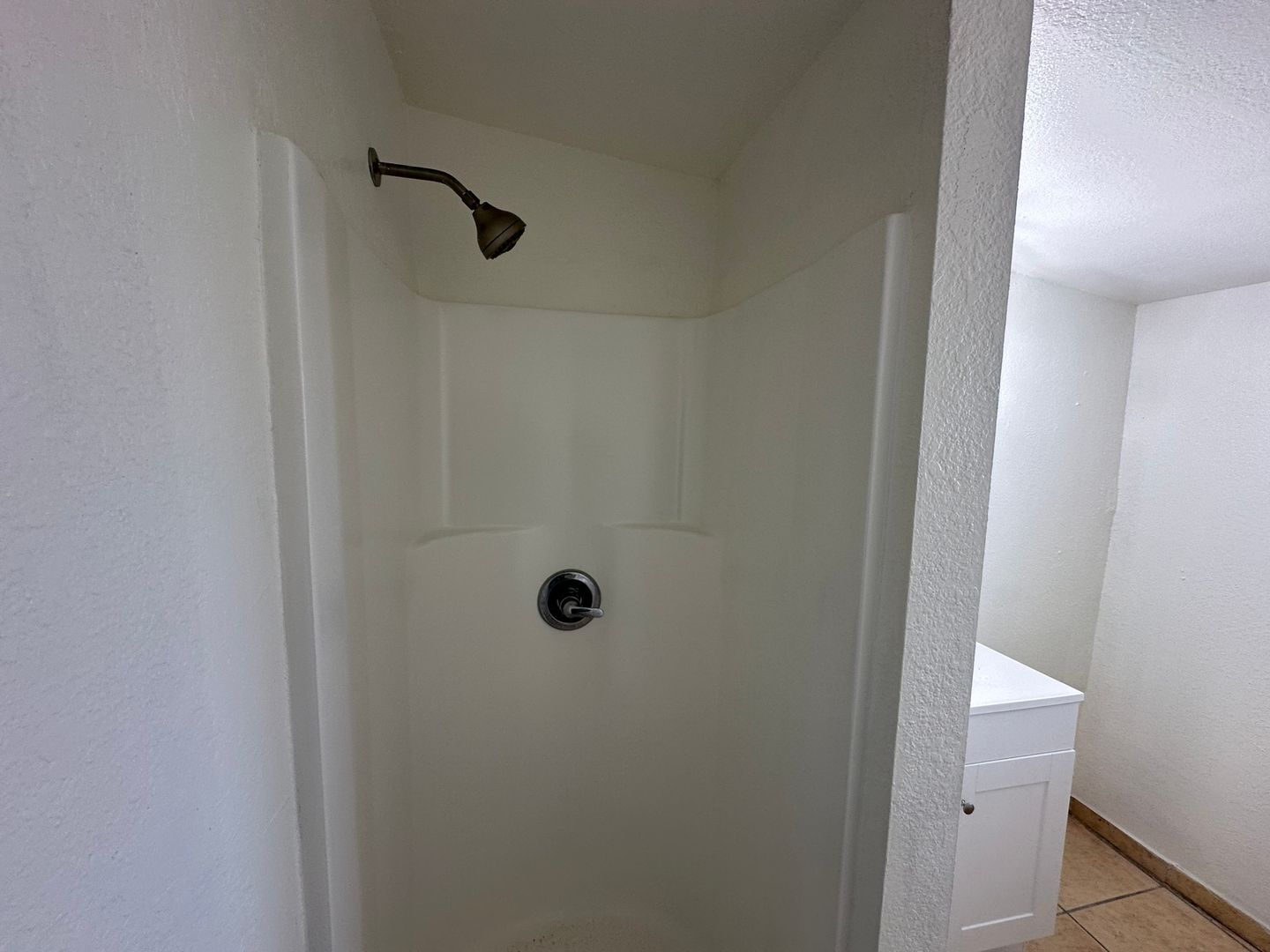 1088-1098 Acacia Ave - San Bernardino - California - 1 bed, 1 bath rental property