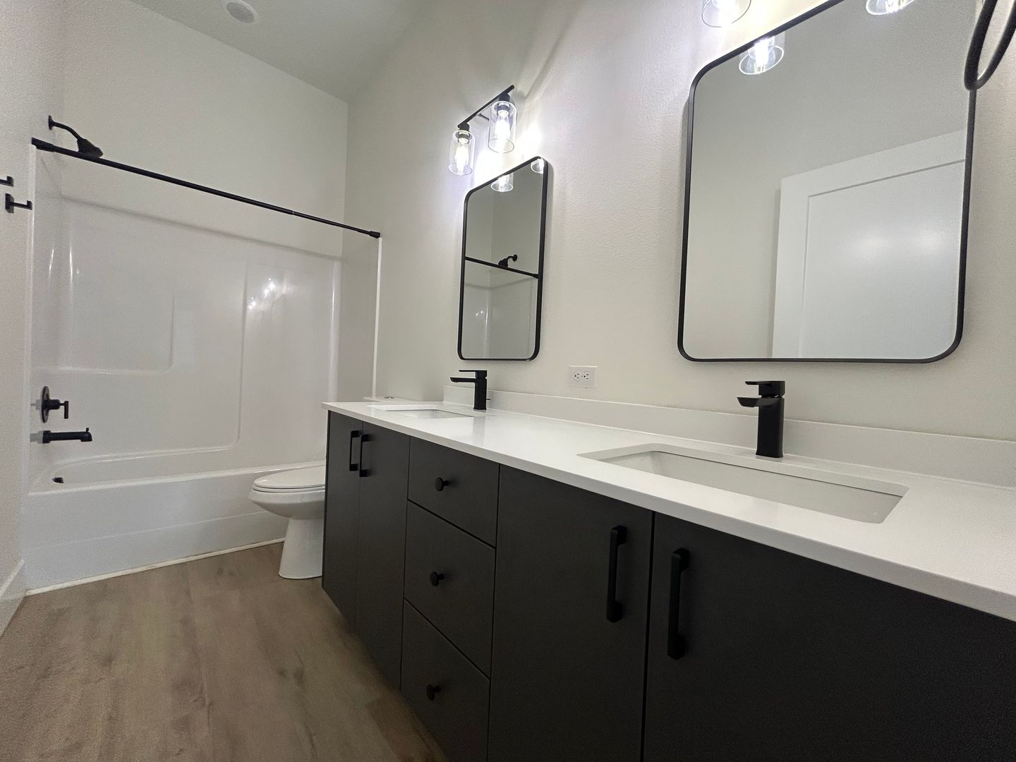 11015 NE 26th - Unit 11 - Vancouver - Washington - 3 bed, 2.5 bath rental property