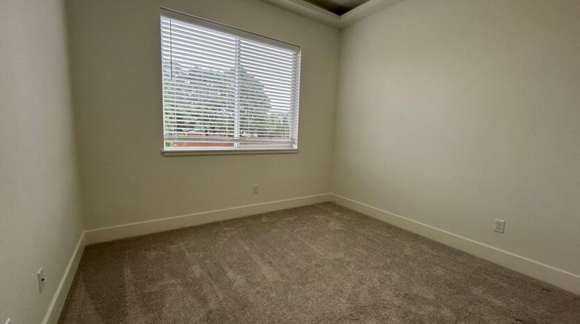 11015 NE 26th - Unit 11 - Vancouver - Washington - 3 bed, 2.5 bath rental property