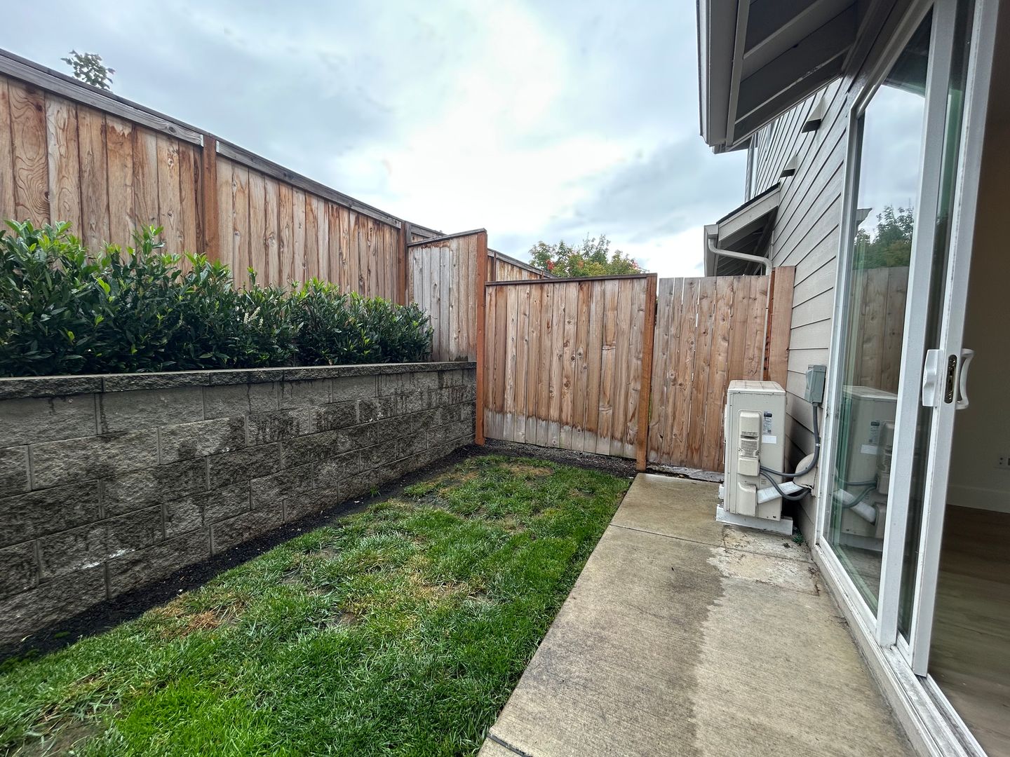 11015 NE 26th - Unit 11 - Vancouver - Washington - 3 bed, 2.5 bath rental property
