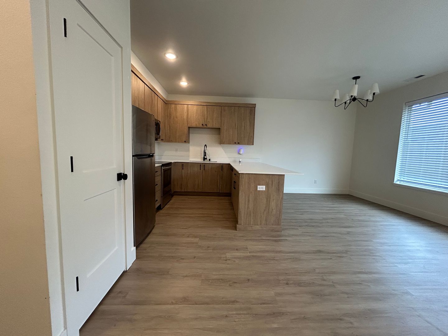 11015 NE 26th - Unit 11 - Vancouver - Washington - 3 bed, 2.5 bath rental property