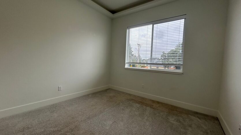 11015 NE 26th - Unit 11 - Vancouver - Washington - 3 bed, 2.5 bath rental property