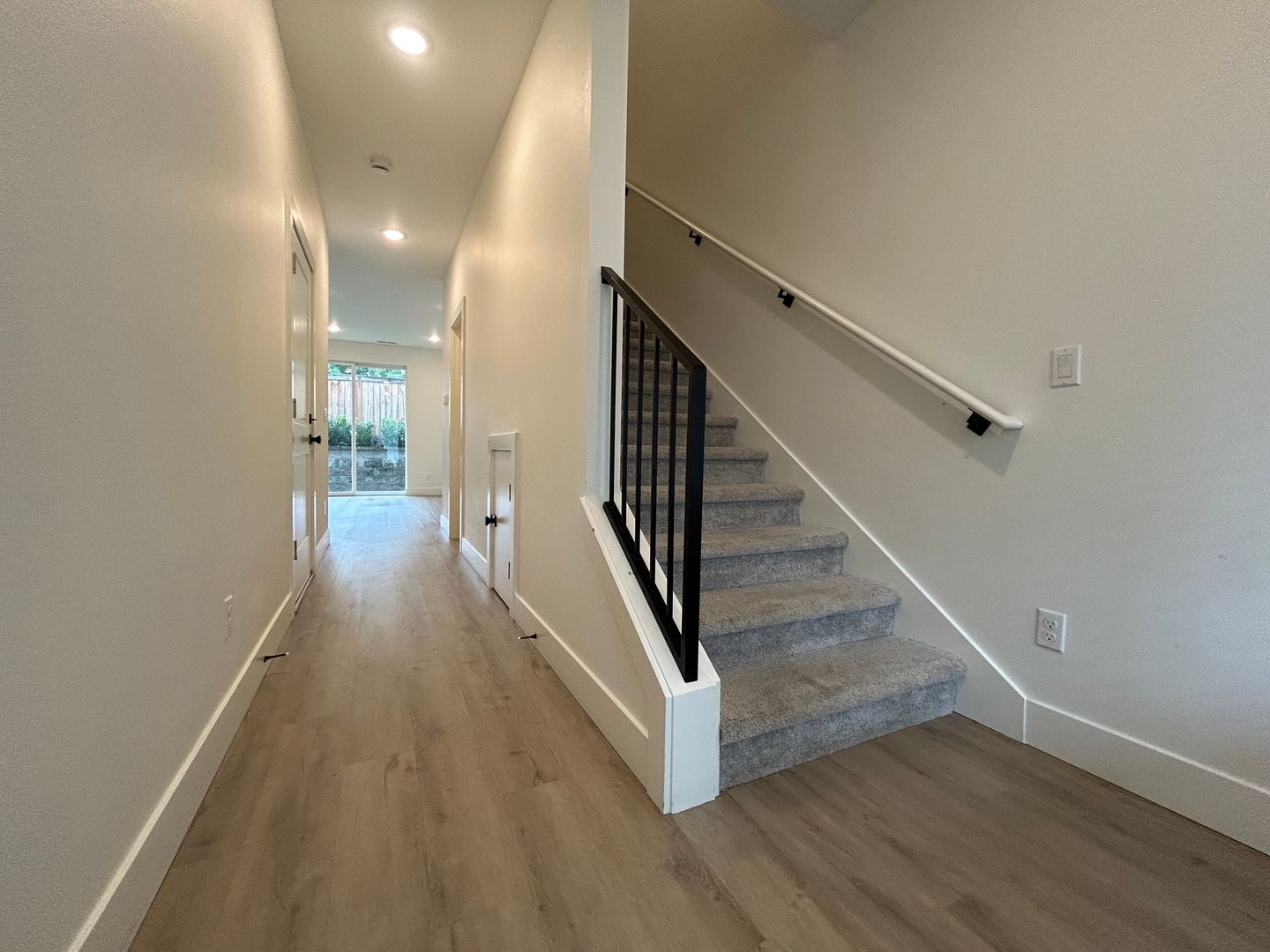 11015 NE 26th - Unit 11 - Vancouver - Washington - 3 bed, 2.5 bath rental property