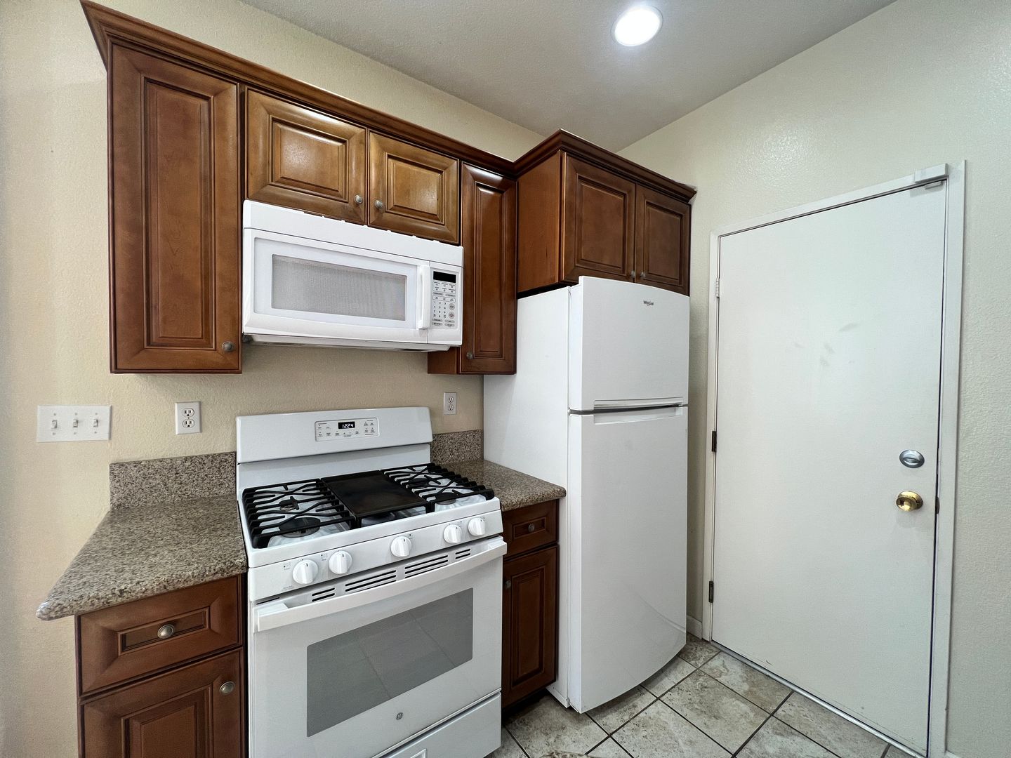 11033 Caminito Arcada - San Diego - California - 2 bed, 2.5 bath rental property