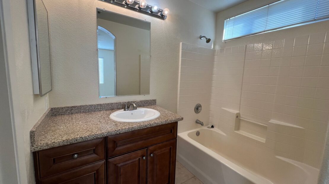 11033 Caminito Arcada - San Diego - California - 2 bed, 2.5 bath rental property