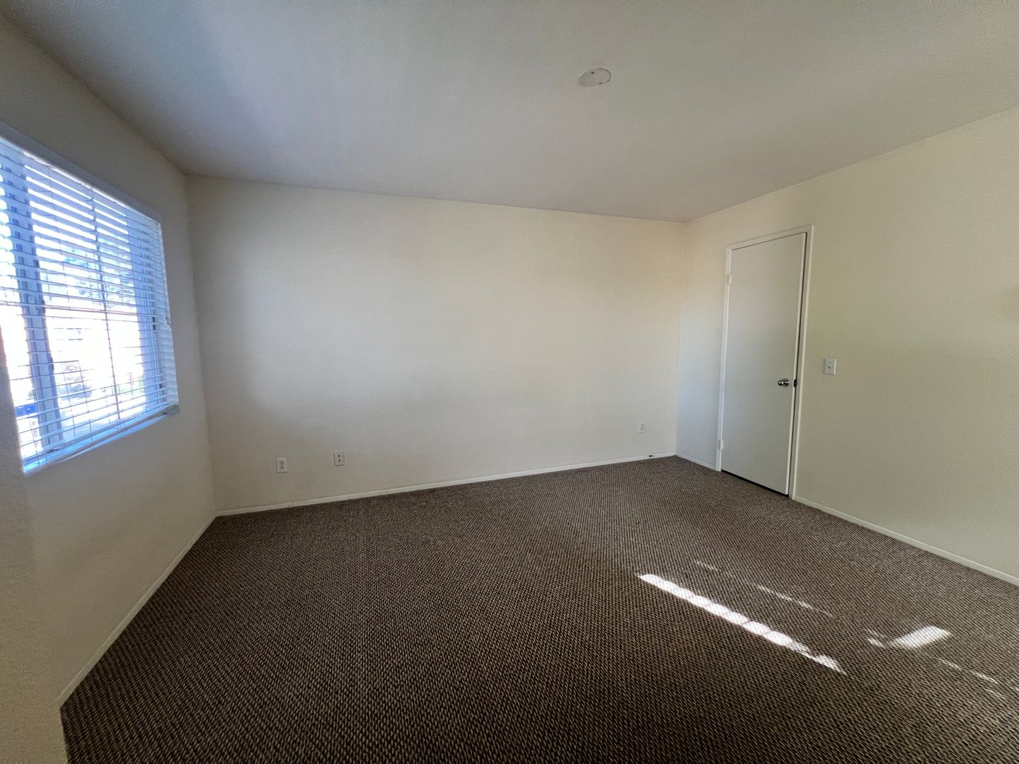 11033 Caminito Arcada - San Diego - California - 2 bed, 2.5 bath rental property