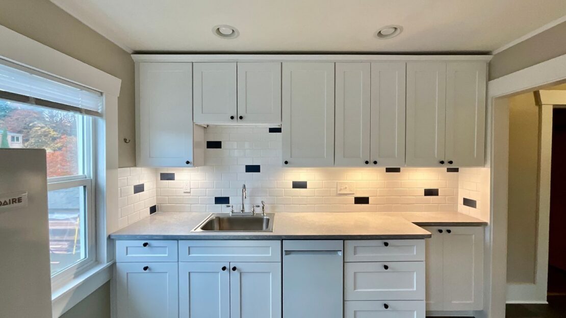 1106 N 49th St Upper Unit - Seattle - Washington - 2 bed, 1 bath rental property