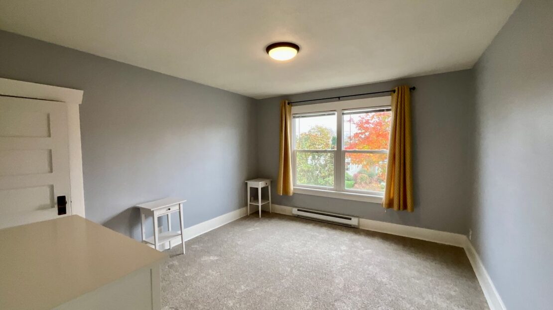 1106 N 49th St Upper Unit - Seattle - Washington - 2 bed, 1 bath rental property