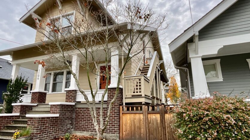 1106 N 49th St Upper Unit - Seattle - Washington - 2 bed, 1 bath rental property