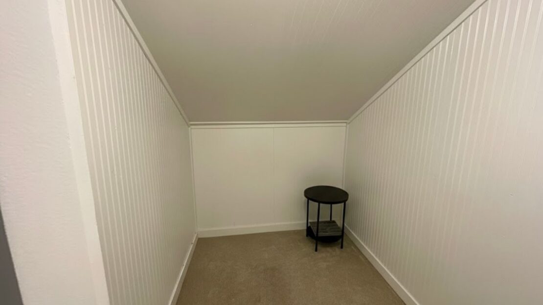 1106 N 49th St Upper Unit - Seattle - Washington - 2 bed, 1 bath rental property