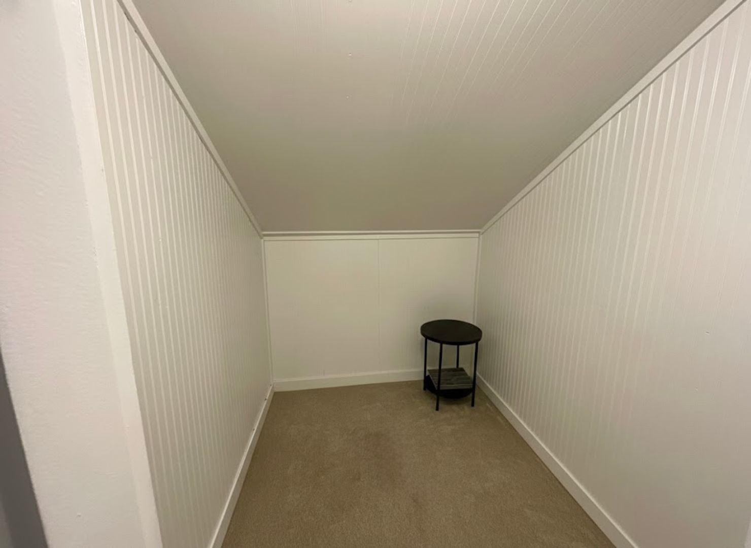 1106 N 49th St Upper Unit - Seattle - Washington - 2 bed, 1 bath rental property