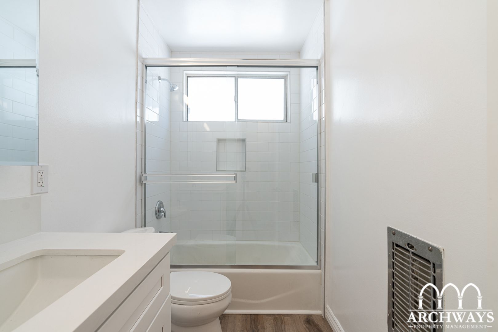 1115 Glenville Dr - Los Angeles - California - 2 bed, 2 bath rental property